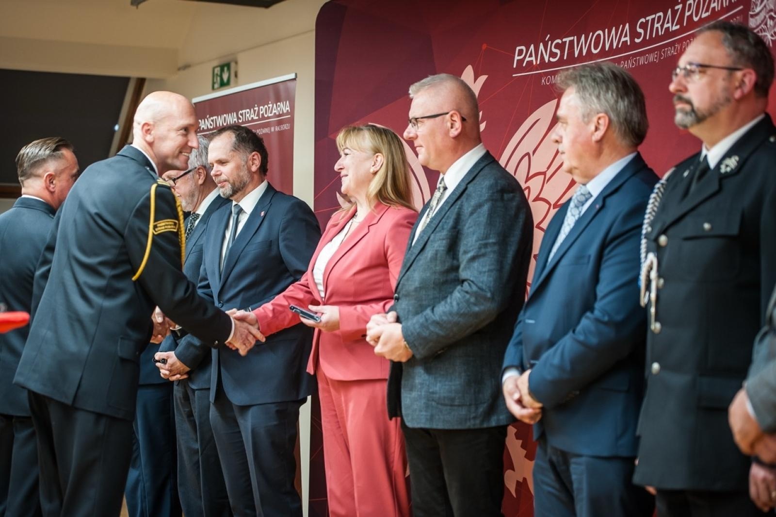 Zdjęcie w galerii na portalu naszraciborz.pl: Uroczystość z okazji Dnia Strażaka na Zamku Piastowskim [FOTO i WIDEO] wiadomości z regionu