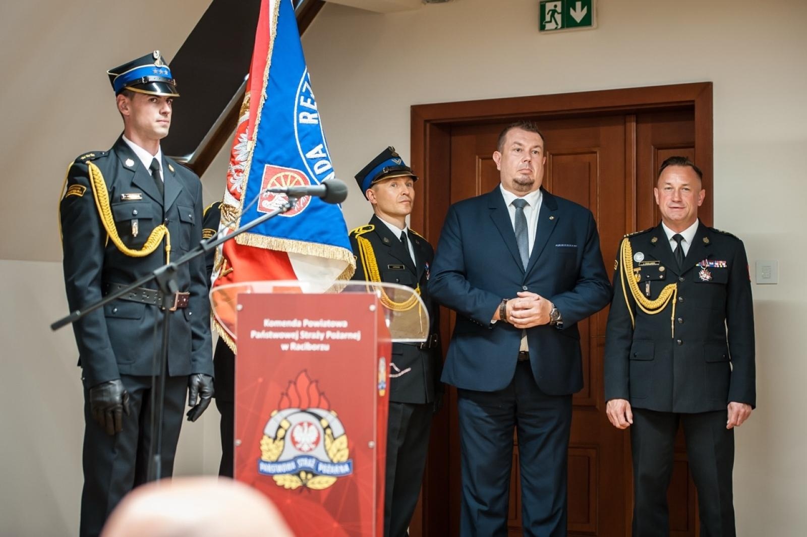 Zdjęcie w galerii na portalu naszraciborz.pl: Uroczystość z okazji Dnia Strażaka na Zamku Piastowskim [FOTO i WIDEO] wiadomości z regionu