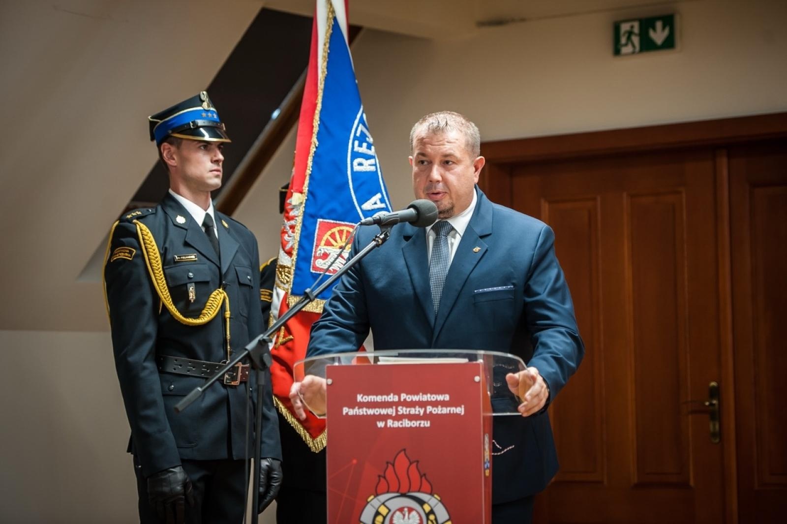 Zdjęcie w galerii na portalu naszraciborz.pl: Uroczystość z okazji Dnia Strażaka na Zamku Piastowskim [FOTO i WIDEO] wiadomości z regionu