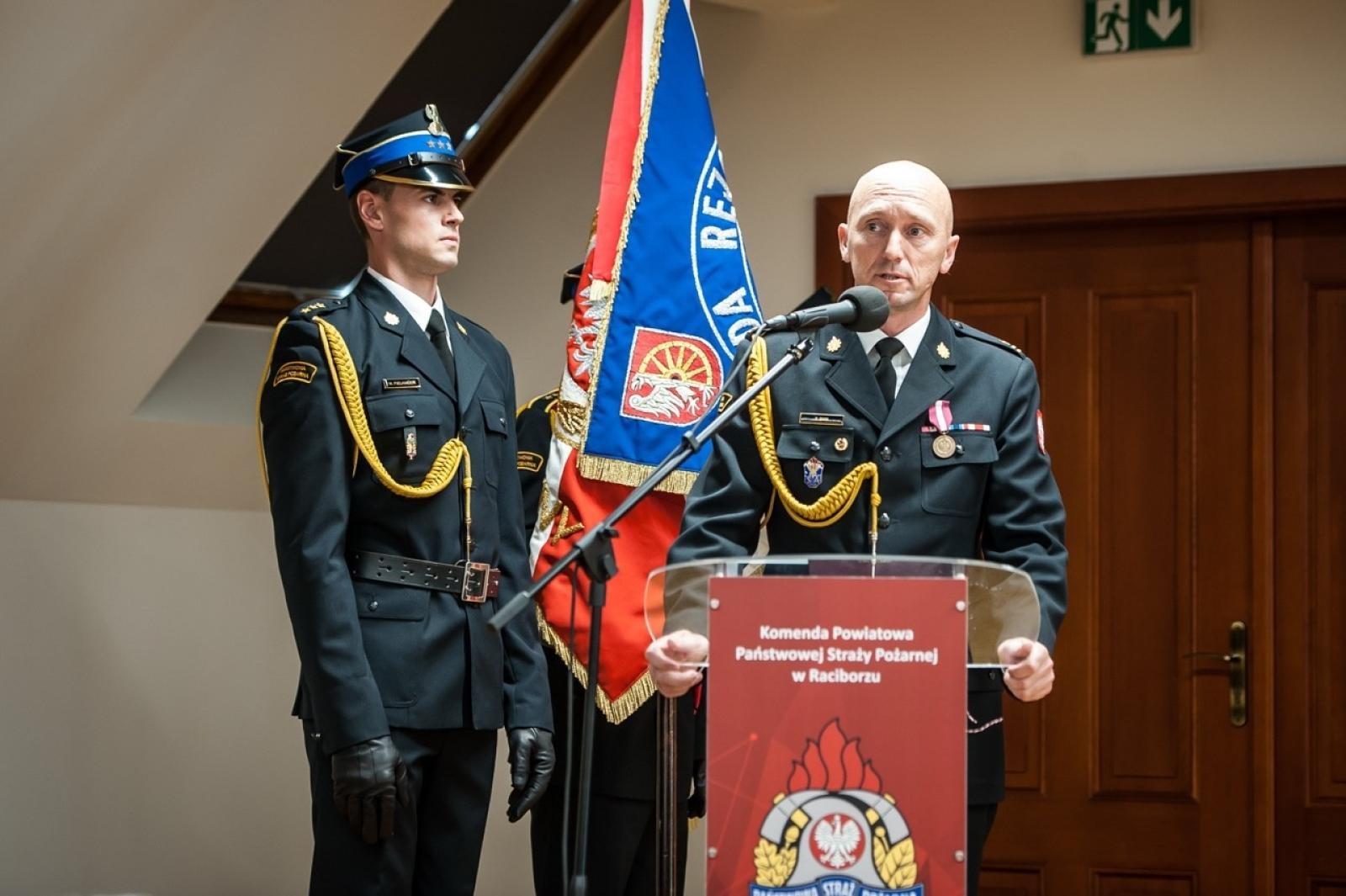 Zdjęcie w galerii na portalu naszraciborz.pl: Uroczystość z okazji Dnia Strażaka na Zamku Piastowskim [FOTO i WIDEO] wiadomości z regionu