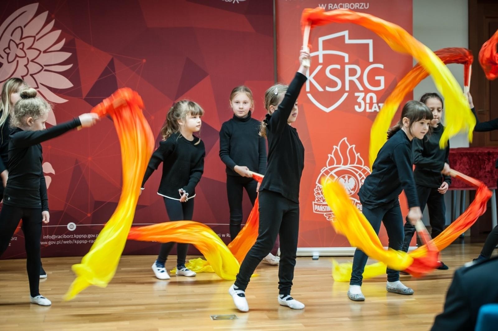 Zdjęcie w galerii na portalu naszraciborz.pl: Uroczystość z okazji Dnia Strażaka na Zamku Piastowskim [FOTO i WIDEO] wiadomości z regionu