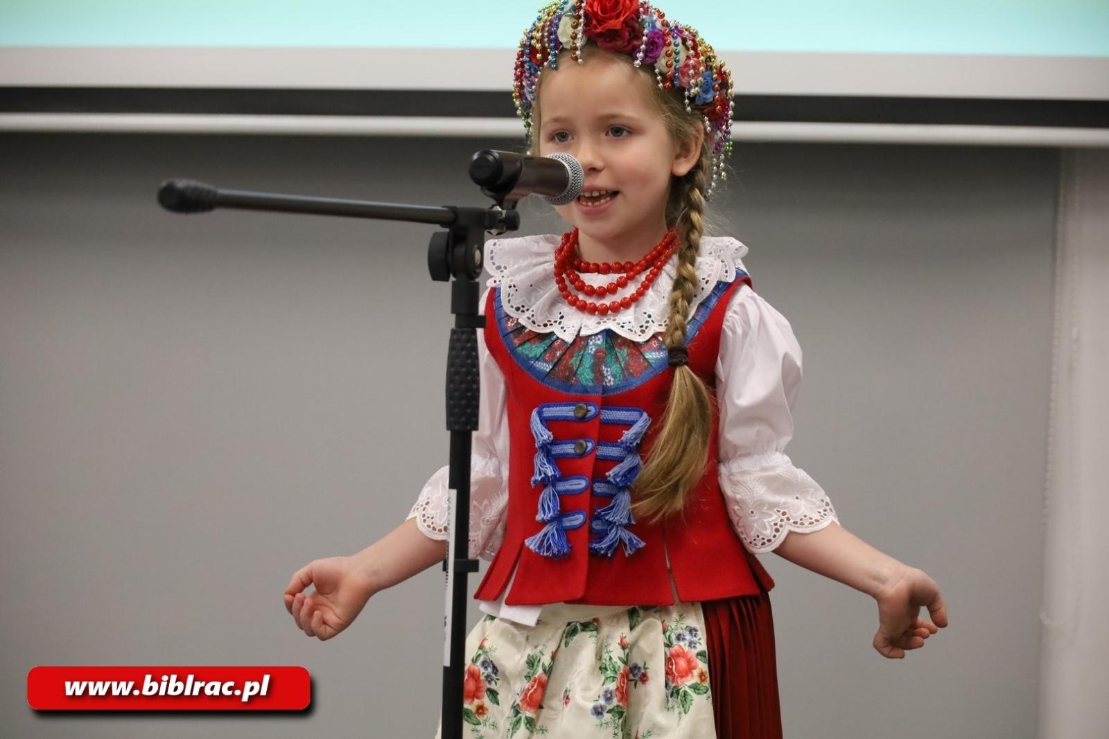 Zdjęcie w galerii na portalu naszraciborz.pl: Konkurs Gwary Śląskiej na finał Tygodnia Bibliotek wiadomości z regionu