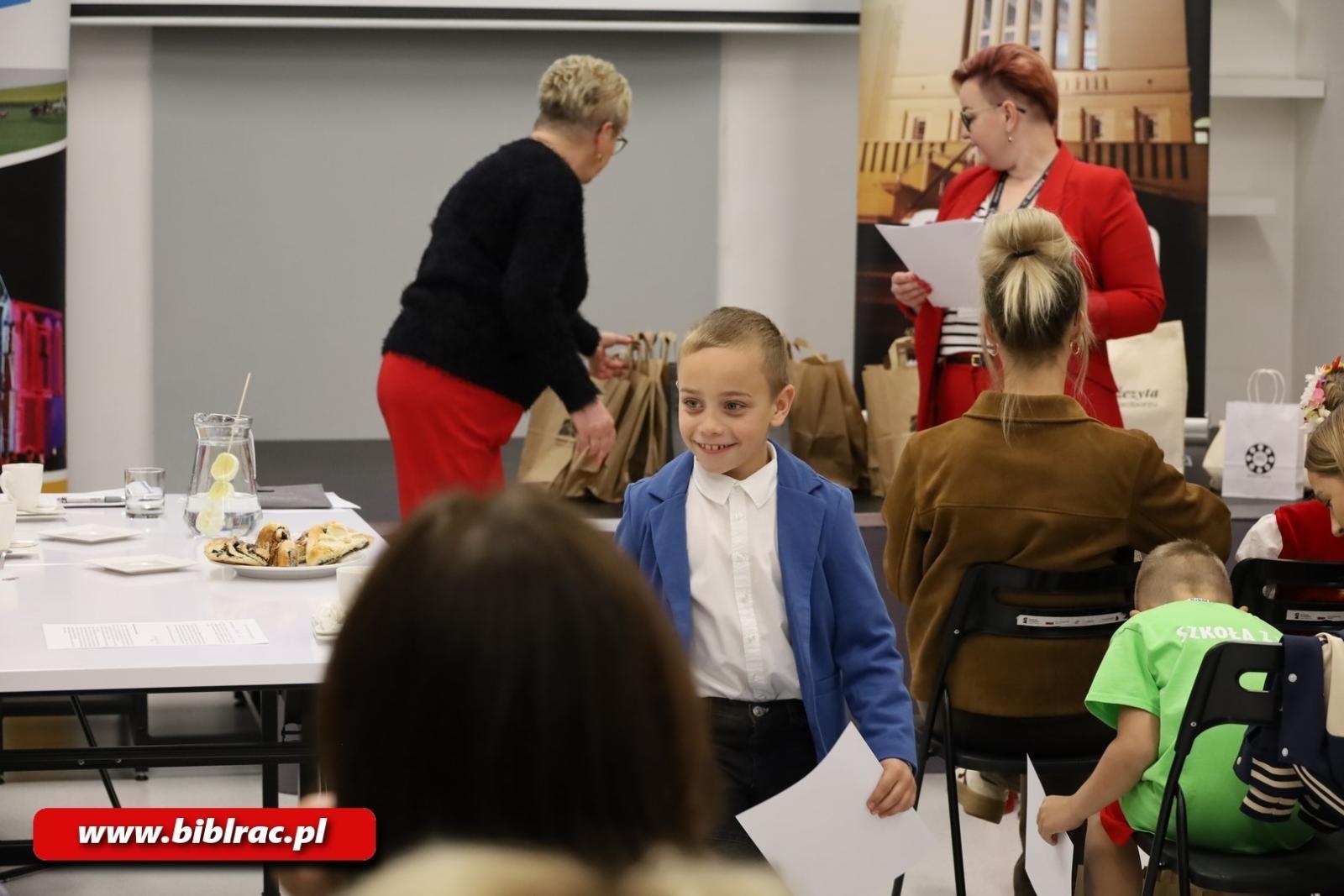 Zdjęcie w galerii na portalu naszraciborz.pl: Konkurs Gwary Śląskiej na finał Tygodnia Bibliotek wiadomości z regionu