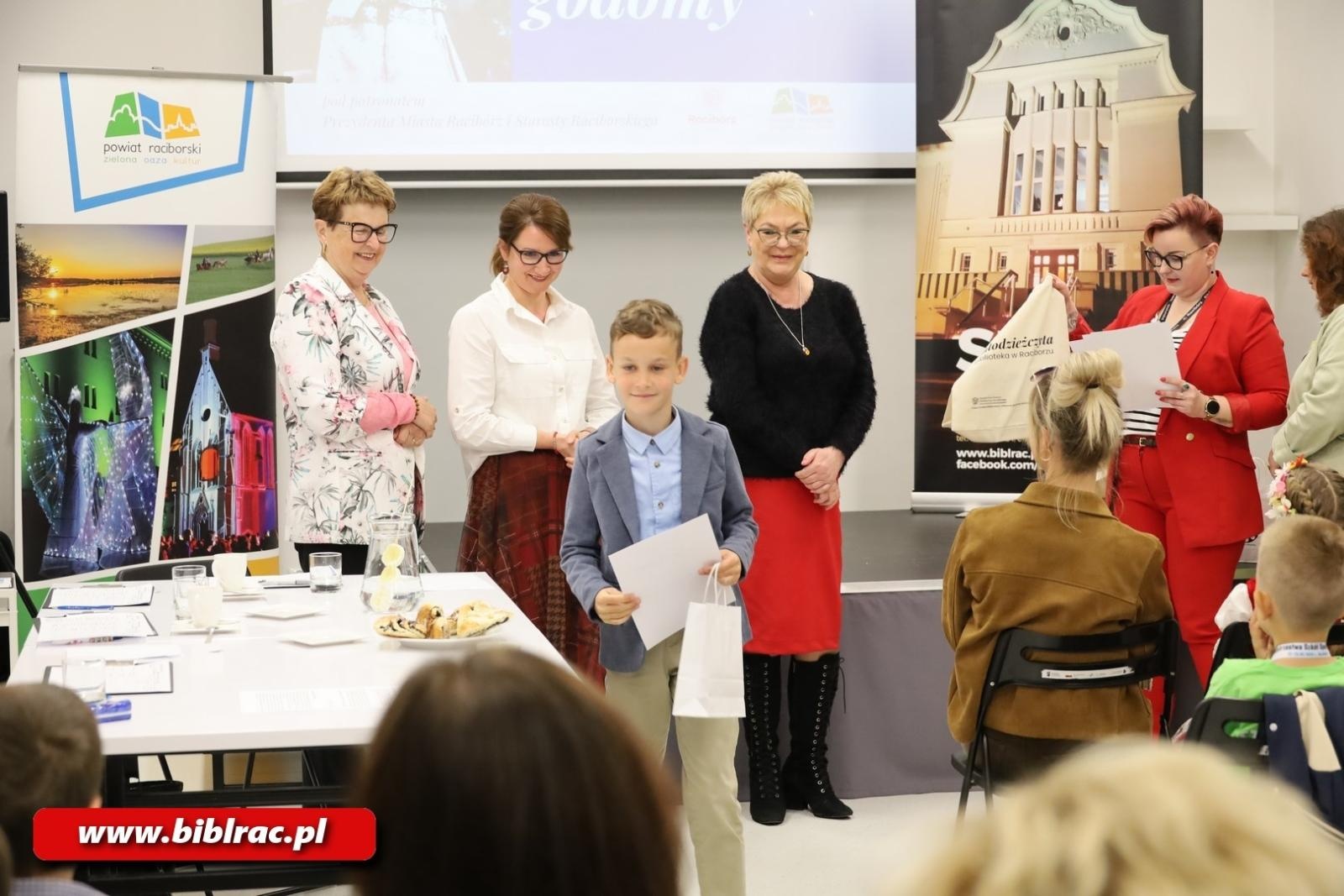 Zdjęcie w galerii na portalu naszraciborz.pl: Konkurs Gwary Śląskiej na finał Tygodnia Bibliotek wiadomości z regionu
