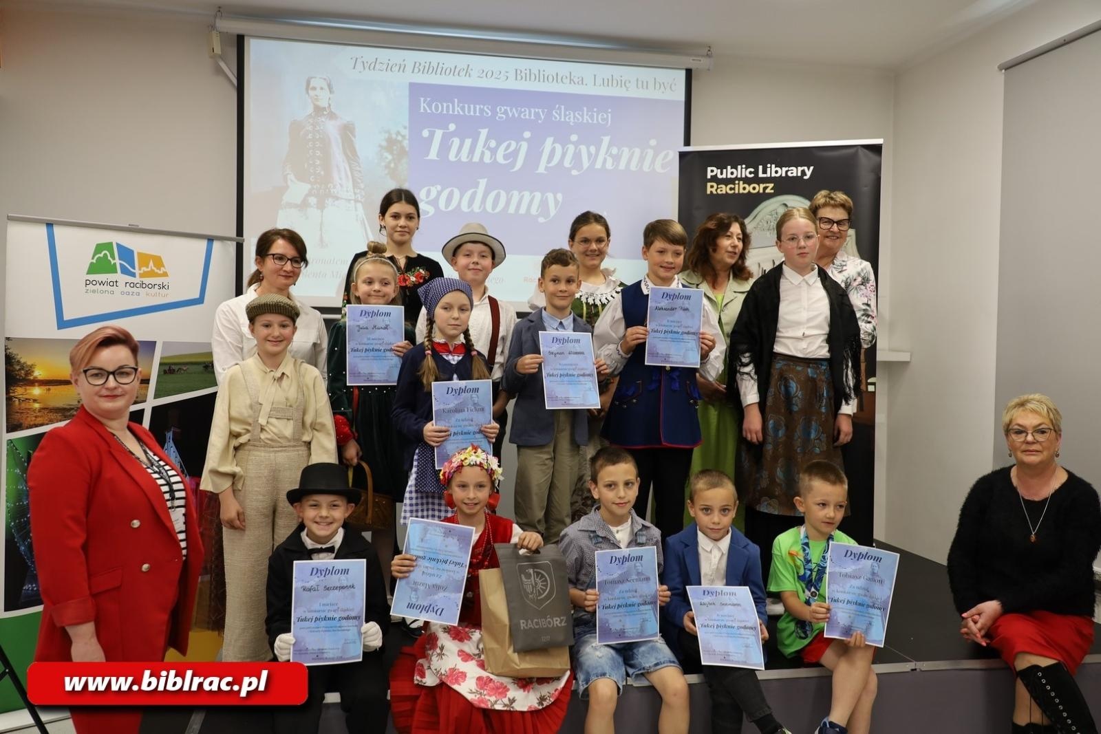 Zdjęcie w galerii na portalu naszraciborz.pl: Konkurs Gwary Śląskiej na finał Tygodnia Bibliotek wiadomości z regionu