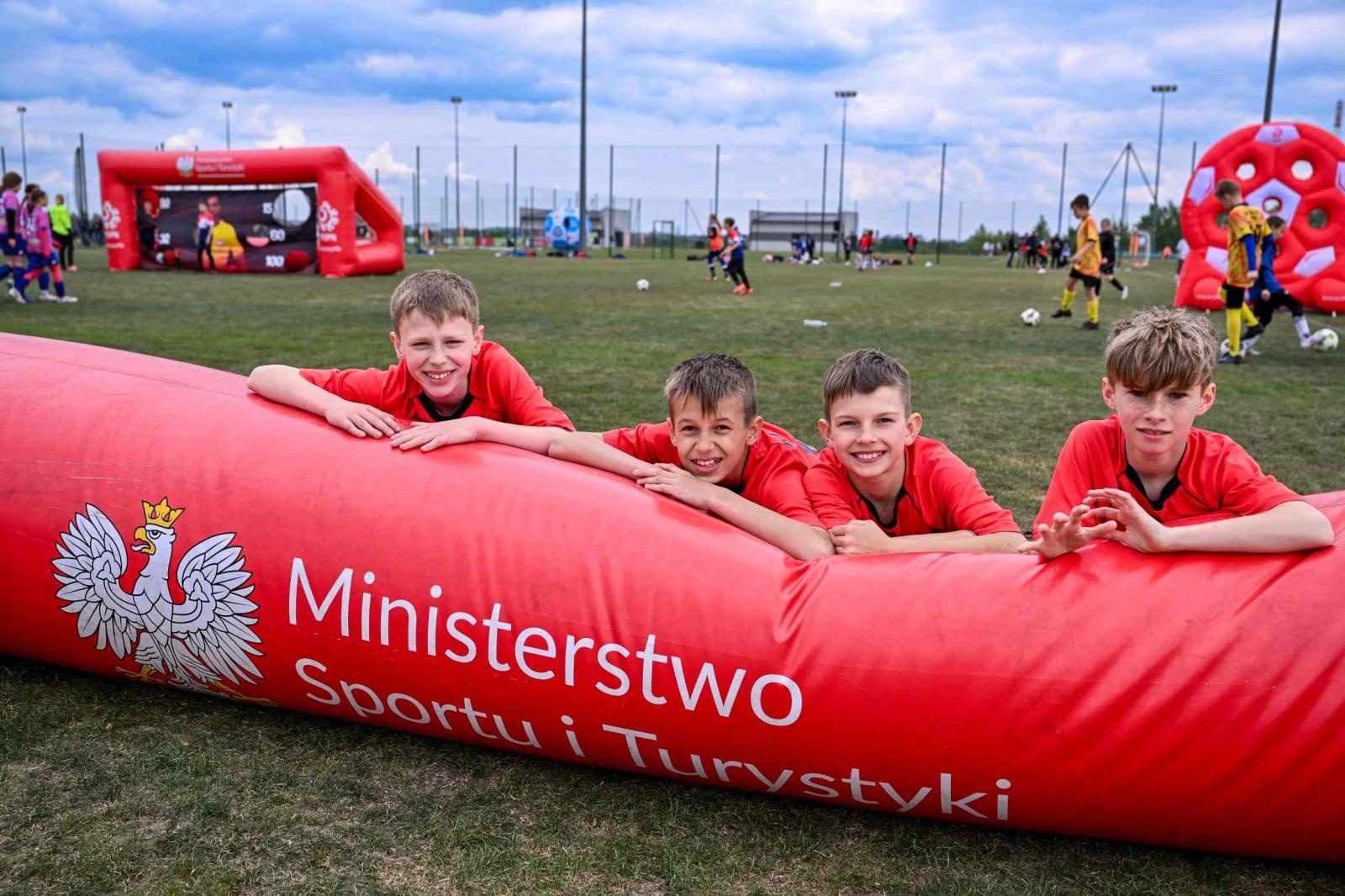 Zdjęcie w galerii na portalu naszraciborz.pl: Znamy zwycięzców XXV edycji Śląskiego Finału Wojewódzkiego Pucharu Tymbarku wiadomości z regionu