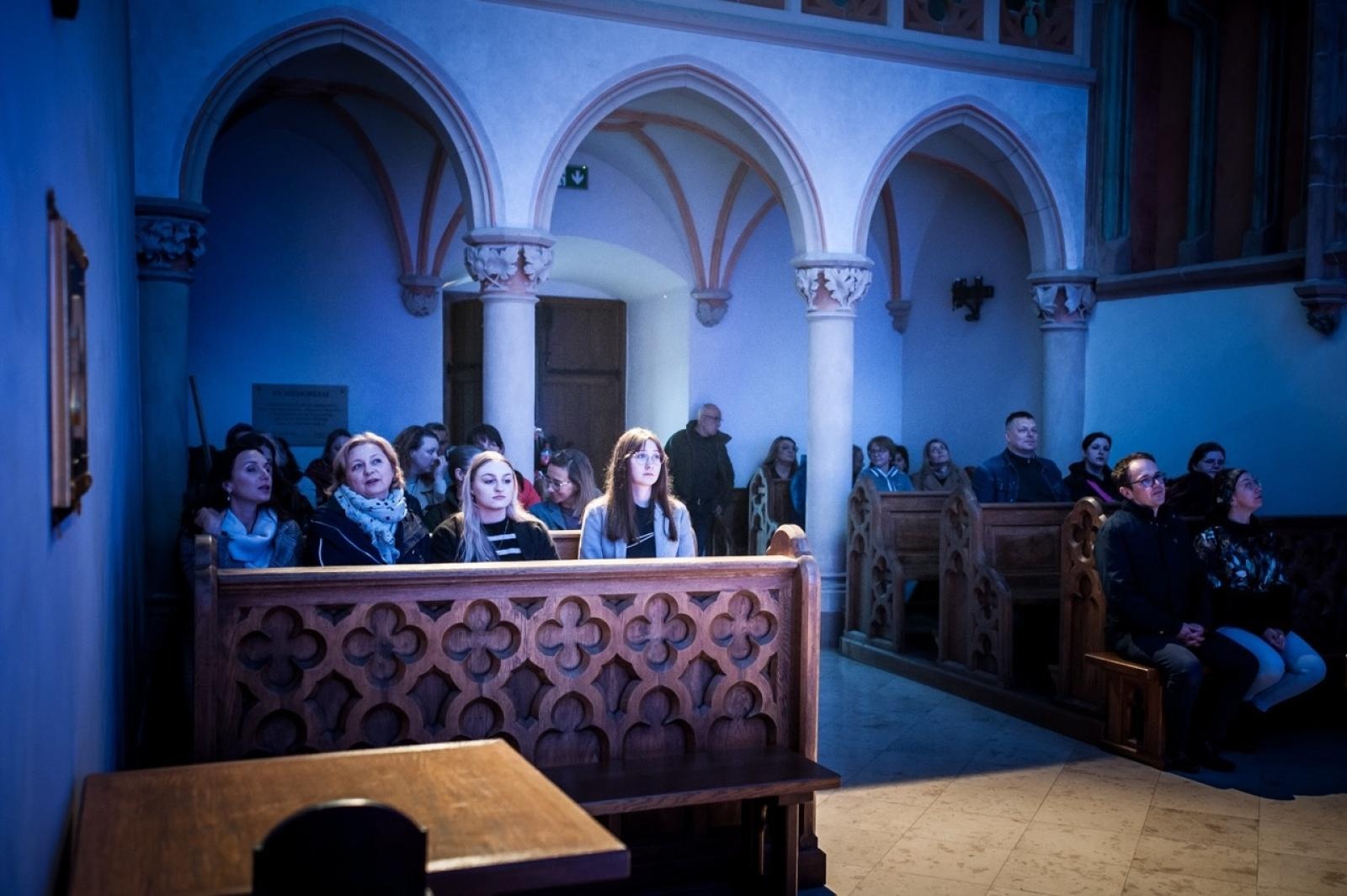 Zdjęcie w galerii na portalu naszraciborz.pl: Zamkowa Noc z Alchemią oczarowała uczestników. Przed nami drugie, ostatnie spotkanie! wiadomości z regionu