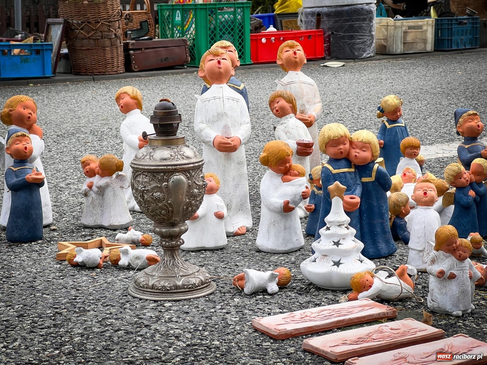 Zdjęcie w galerii na portalu naszraciborz.pl: Jarmark na granicy w Chałupkach przyciągnął miłośników staroci [SPACER WIDEO] wiadomości z regionu