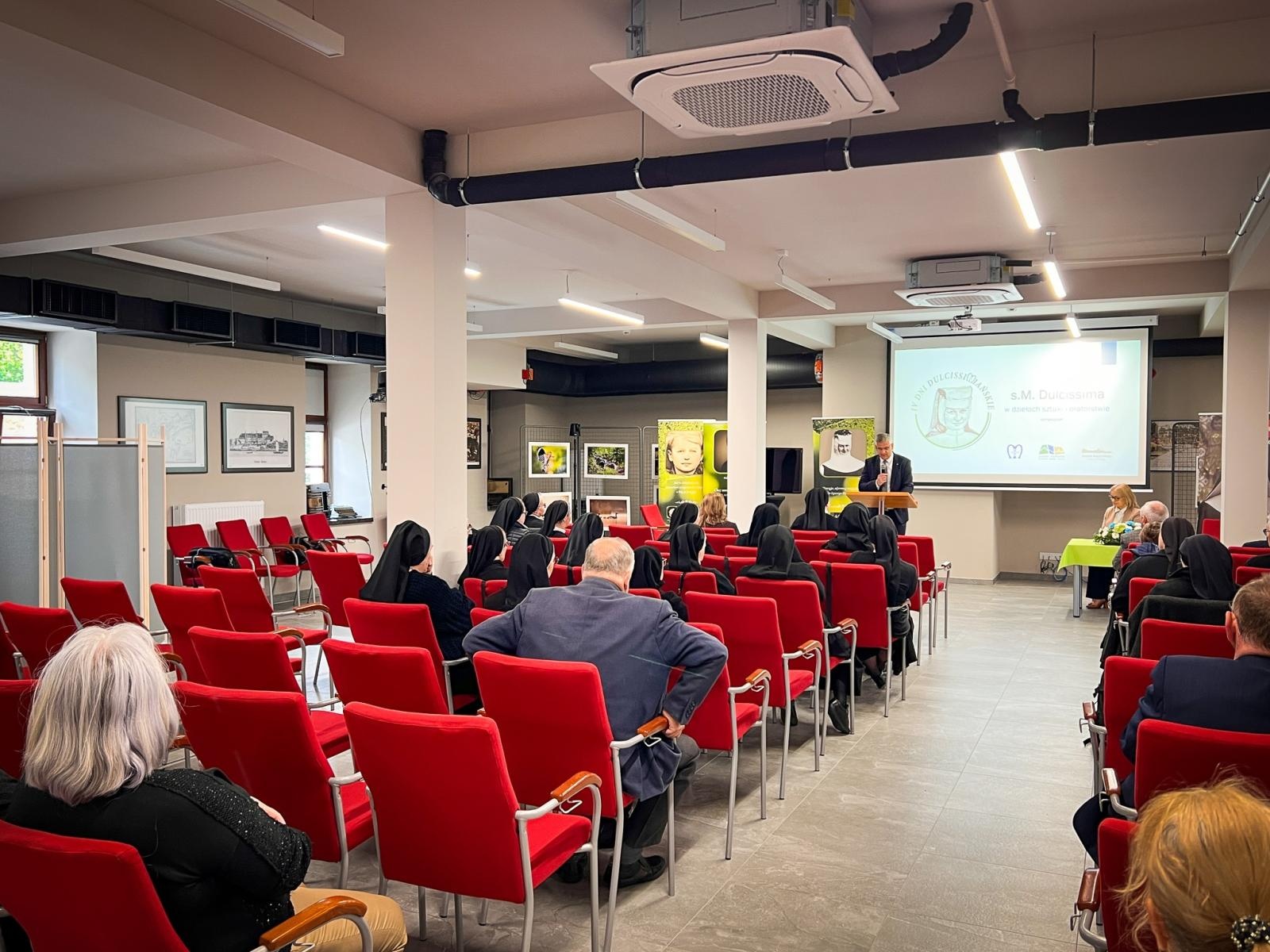 Zdjęcie w galerii na portalu naszraciborz.pl: Trwają IV Dni Dulcissimiańskie w Raciborzu. Wieczorem w zamku koncert Marcina Stycznia wiadomości z regionu