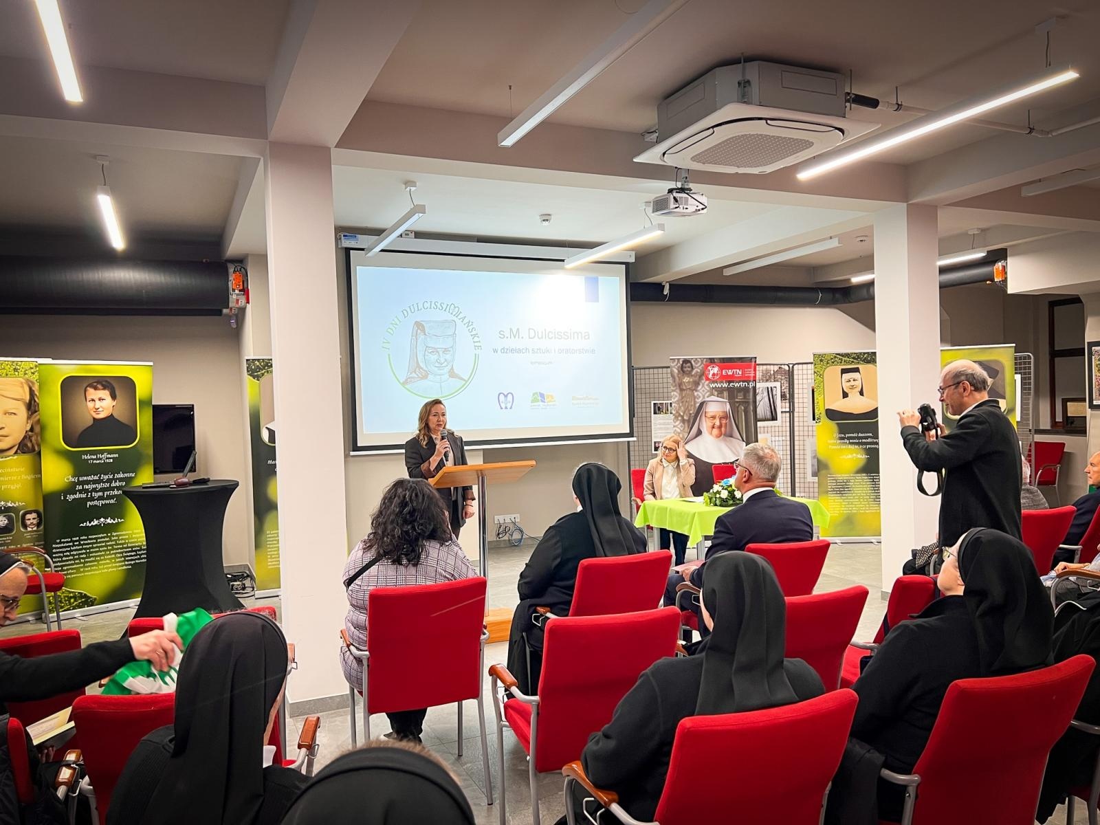 Zdjęcie w galerii na portalu naszraciborz.pl: Trwają IV Dni Dulcissimiańskie w Raciborzu. Wieczorem w zamku koncert Marcina Stycznia wiadomości z regionu