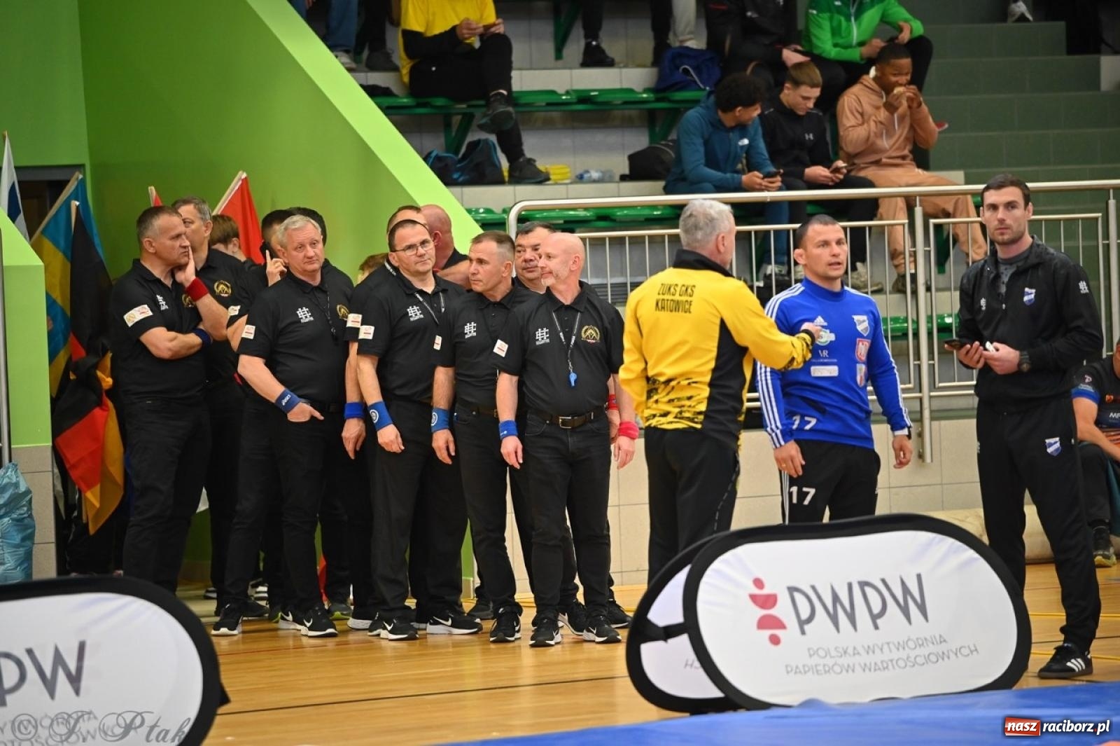 Zdjęcie w galerii na portalu naszraciborz.pl: Międzynarodowe starcie na matach. Racibórz gospodarzem Mistrzostw Polski Juniorów w zapasach klasycznych wiadomości z regionu