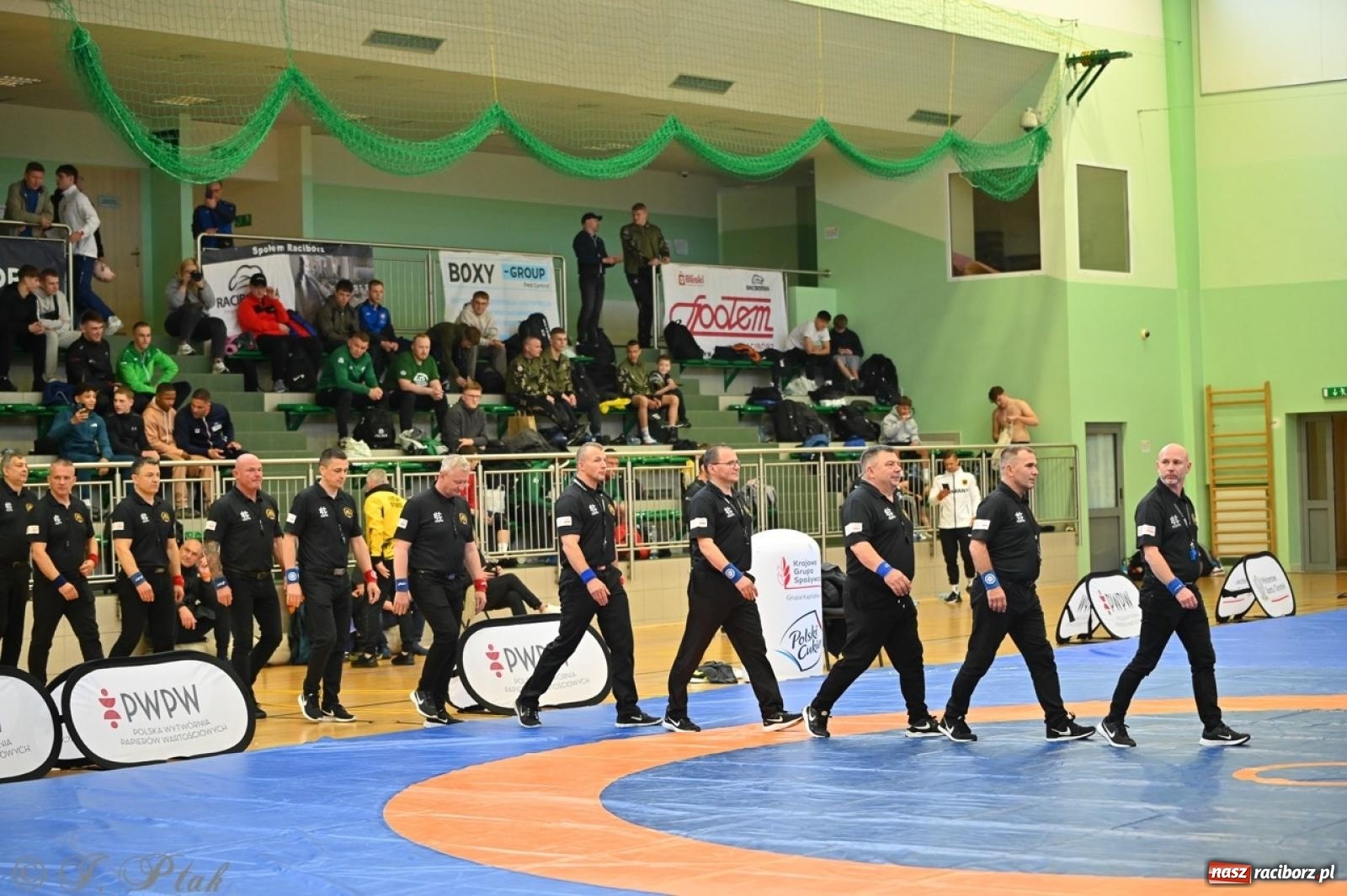 Zdjęcie w galerii na portalu naszraciborz.pl: Międzynarodowe starcie na matach. Racibórz gospodarzem Mistrzostw Polski Juniorów w zapasach klasycznych wiadomości z regionu