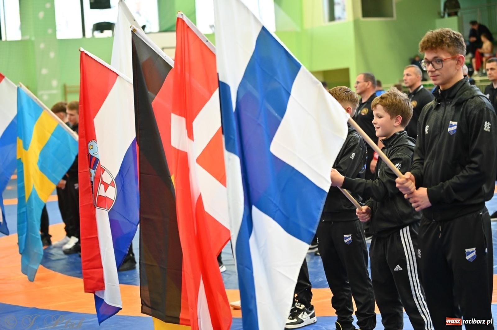 Zdjęcie w galerii na portalu naszraciborz.pl: Międzynarodowe starcie na matach. Racibórz gospodarzem Mistrzostw Polski Juniorów w zapasach klasycznych wiadomości z regionu