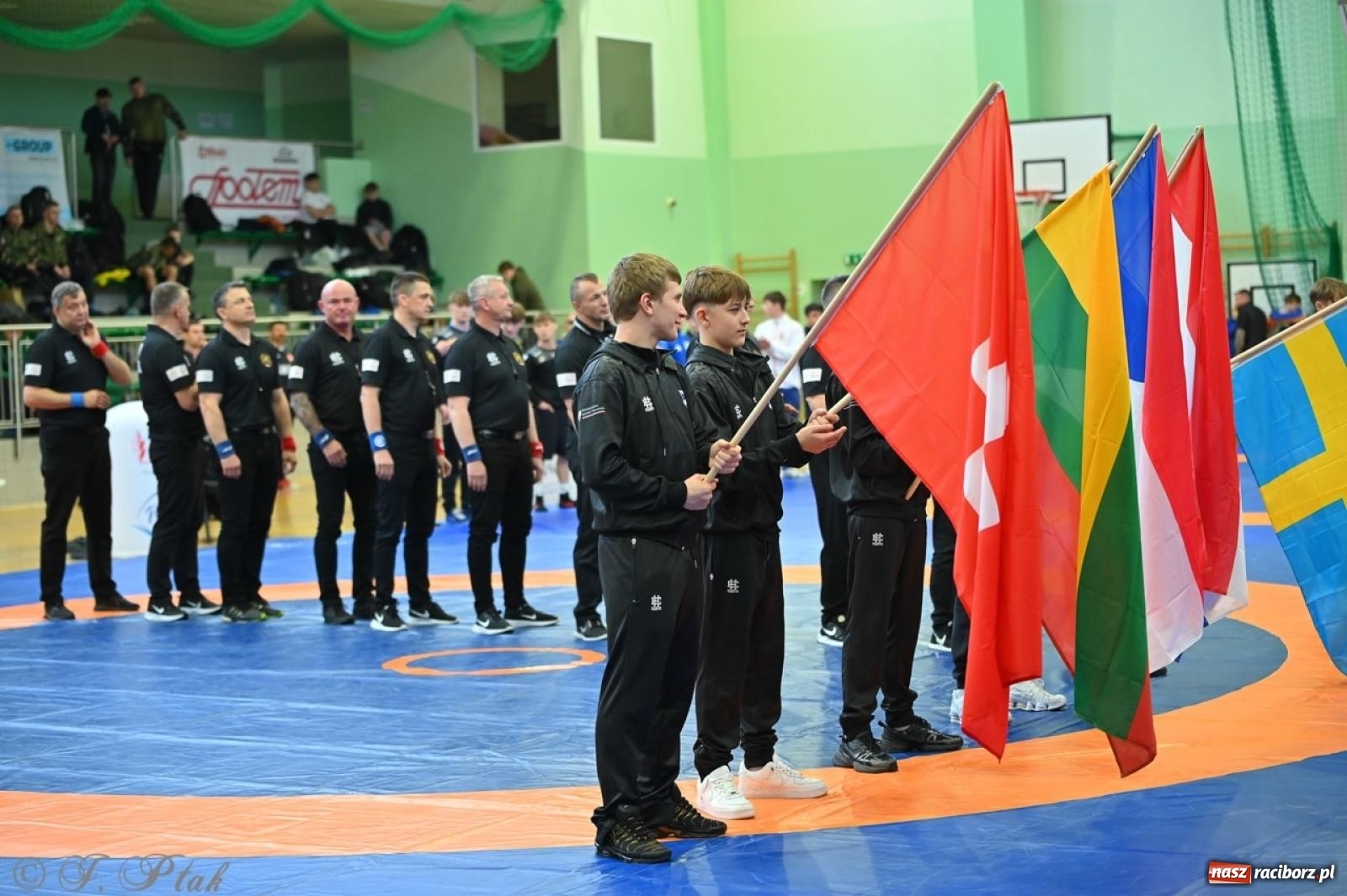 Zdjęcie w galerii na portalu naszraciborz.pl: Międzynarodowe starcie na matach. Racibórz gospodarzem Mistrzostw Polski Juniorów w zapasach klasycznych wiadomości z regionu