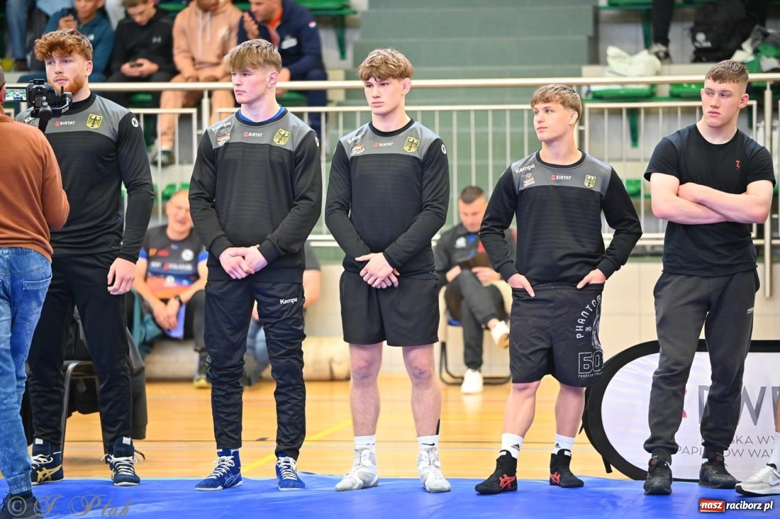 Zdjęcie w galerii na portalu naszraciborz.pl: Międzynarodowe starcie na matach. Racibórz gospodarzem Mistrzostw Polski Juniorów w zapasach klasycznych wiadomości z regionu