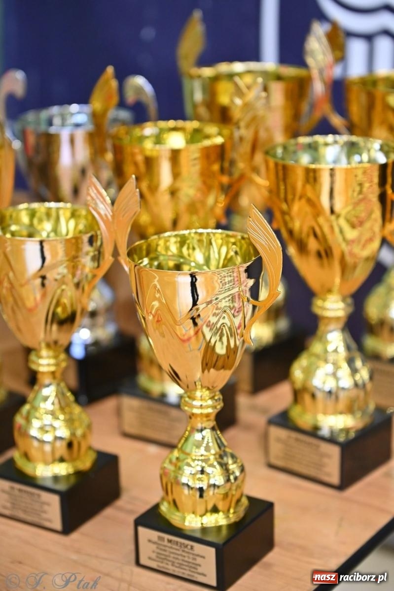 Zdjęcie w galerii na portalu naszraciborz.pl: Międzynarodowe starcie na matach. Racibórz gospodarzem Mistrzostw Polski Juniorów w zapasach klasycznych wiadomości z regionu