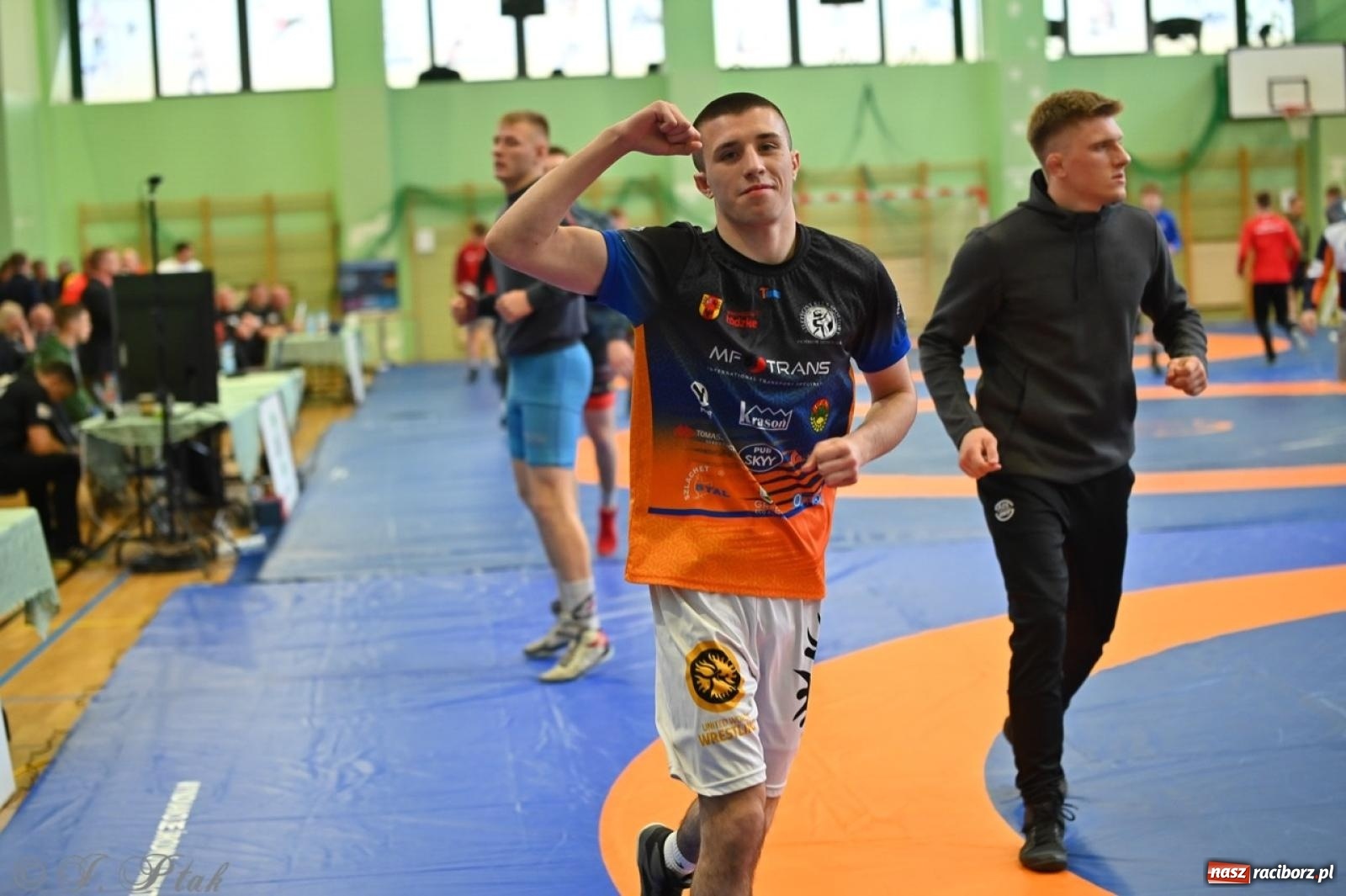 Zdjęcie w galerii na portalu naszraciborz.pl: Międzynarodowe starcie na matach. Racibórz gospodarzem Mistrzostw Polski Juniorów w zapasach klasycznych wiadomości z regionu