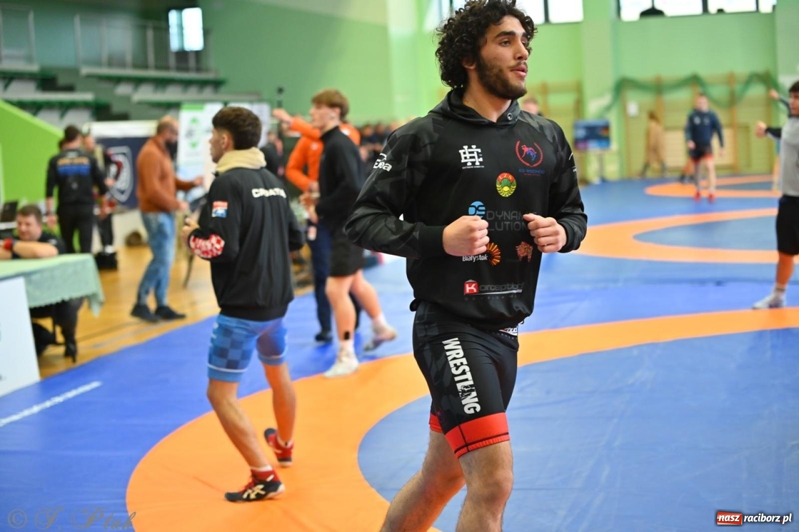 Zdjęcie w galerii na portalu naszraciborz.pl: Międzynarodowe starcie na matach. Racibórz gospodarzem Mistrzostw Polski Juniorów w zapasach klasycznych wiadomości z regionu