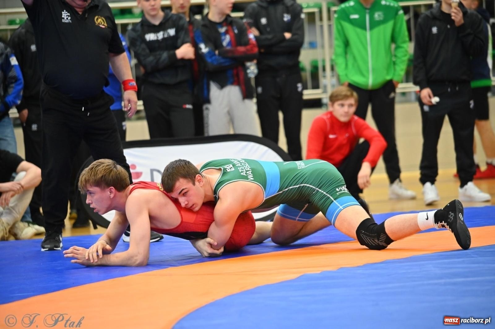 Zdjęcie w galerii na portalu naszraciborz.pl: Międzynarodowe starcie na matach. Racibórz gospodarzem Mistrzostw Polski Juniorów w zapasach klasycznych wiadomości z regionu