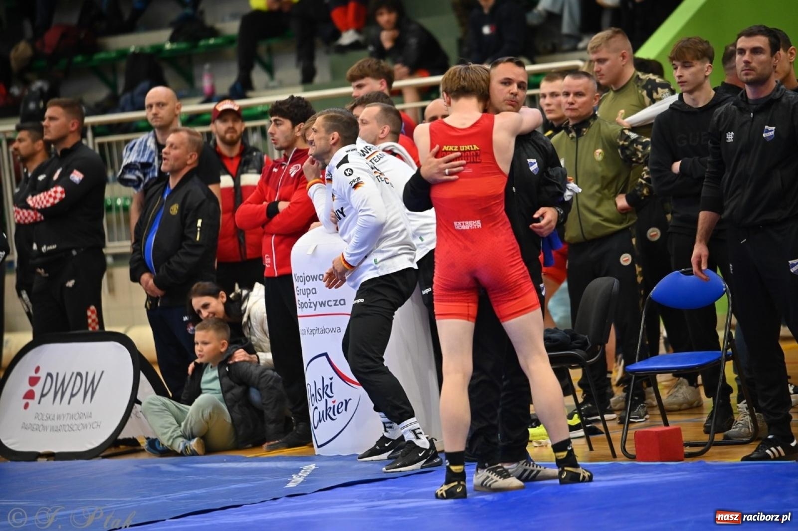 Zdjęcie w galerii na portalu naszraciborz.pl: Międzynarodowe starcie na matach. Racibórz gospodarzem Mistrzostw Polski Juniorów w zapasach klasycznych wiadomości z regionu