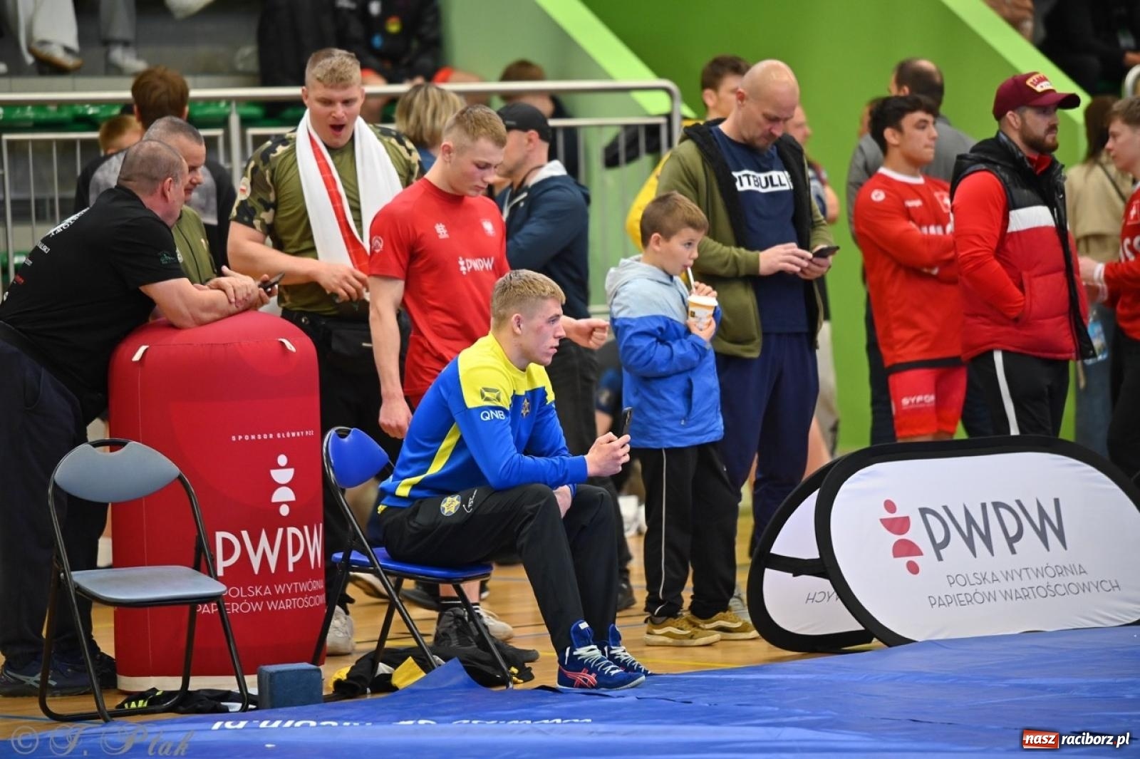 Zdjęcie w galerii na portalu naszraciborz.pl: Międzynarodowe starcie na matach. Racibórz gospodarzem Mistrzostw Polski Juniorów w zapasach klasycznych wiadomości z regionu