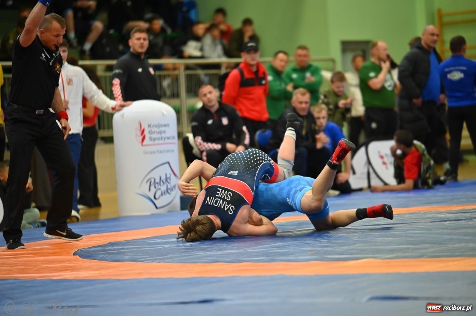 Zdjęcie w galerii na portalu naszraciborz.pl: Międzynarodowe starcie na matach. Racibórz gospodarzem Mistrzostw Polski Juniorów w zapasach klasycznych wiadomości z regionu