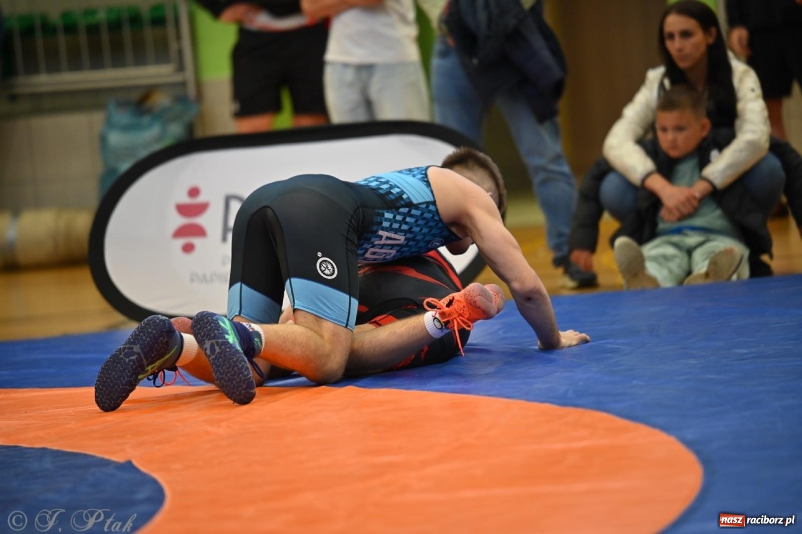 Zdjęcie w galerii na portalu naszraciborz.pl: Międzynarodowe starcie na matach. Racibórz gospodarzem Mistrzostw Polski Juniorów w zapasach klasycznych wiadomości z regionu