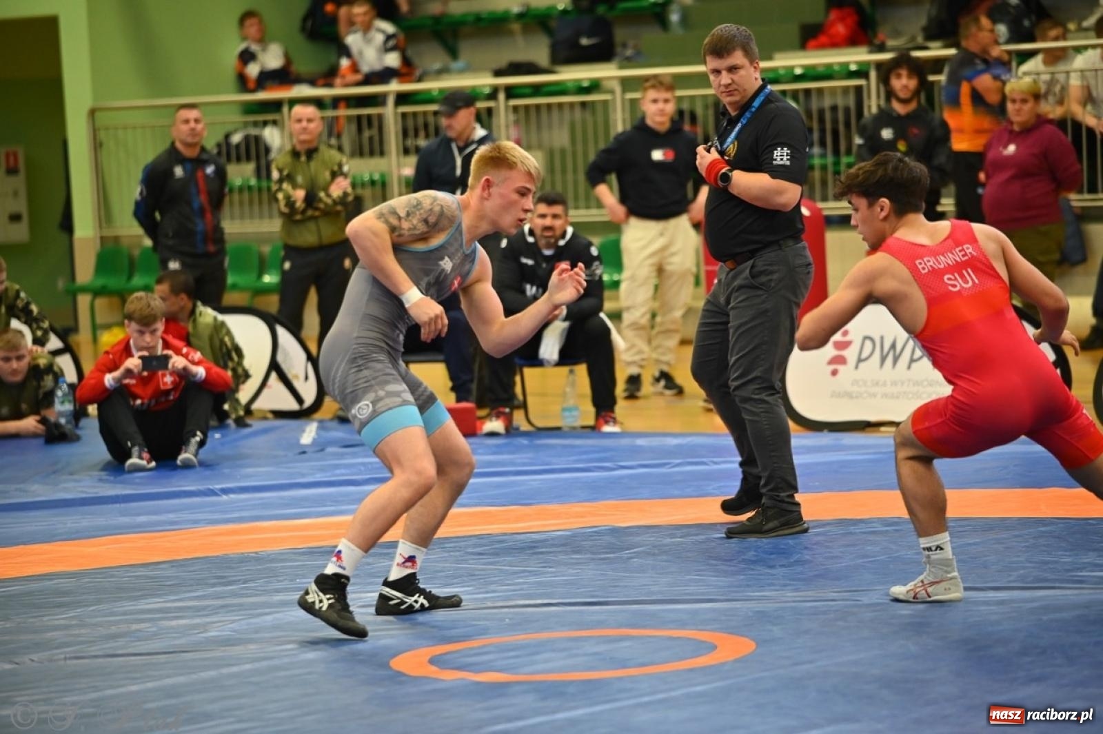 Zdjęcie w galerii na portalu naszraciborz.pl: Międzynarodowe starcie na matach. Racibórz gospodarzem Mistrzostw Polski Juniorów w zapasach klasycznych wiadomości z regionu