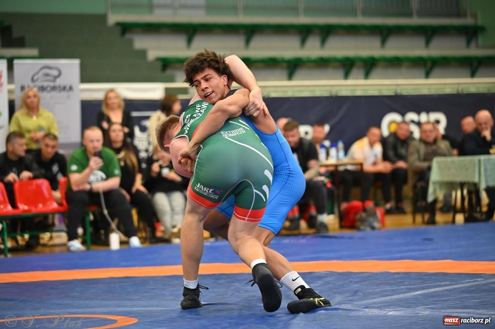 Zdjęcie w galerii na portalu naszraciborz.pl: Międzynarodowe starcie na matach. Racibórz gospodarzem Mistrzostw Polski Juniorów w zapasach klasycznych wiadomości z regionu