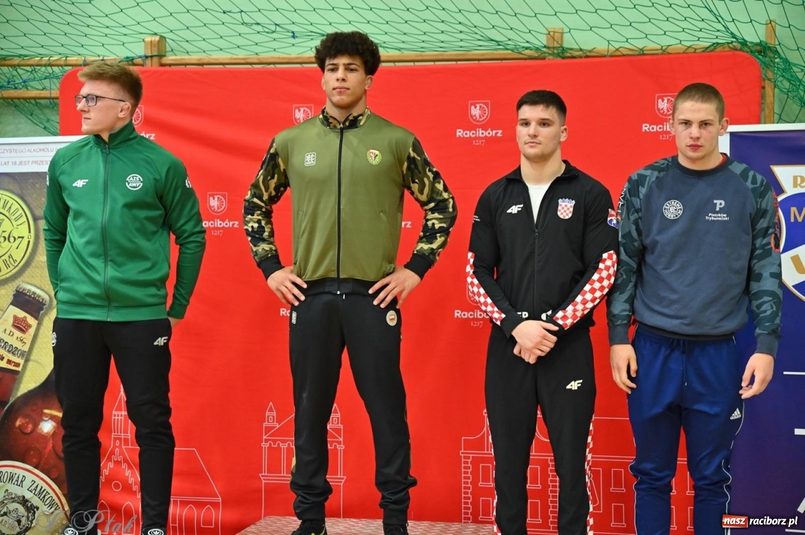 Zdjęcie w galerii na portalu naszraciborz.pl: Międzynarodowe starcie na matach. Racibórz gospodarzem Mistrzostw Polski Juniorów w zapasach klasycznych wiadomości z regionu