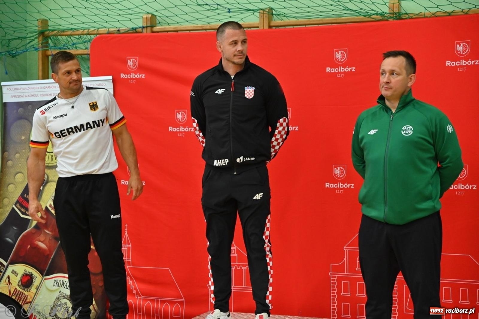 Zdjęcie w galerii na portalu naszraciborz.pl: Międzynarodowe starcie na matach. Racibórz gospodarzem Mistrzostw Polski Juniorów w zapasach klasycznych wiadomości z regionu