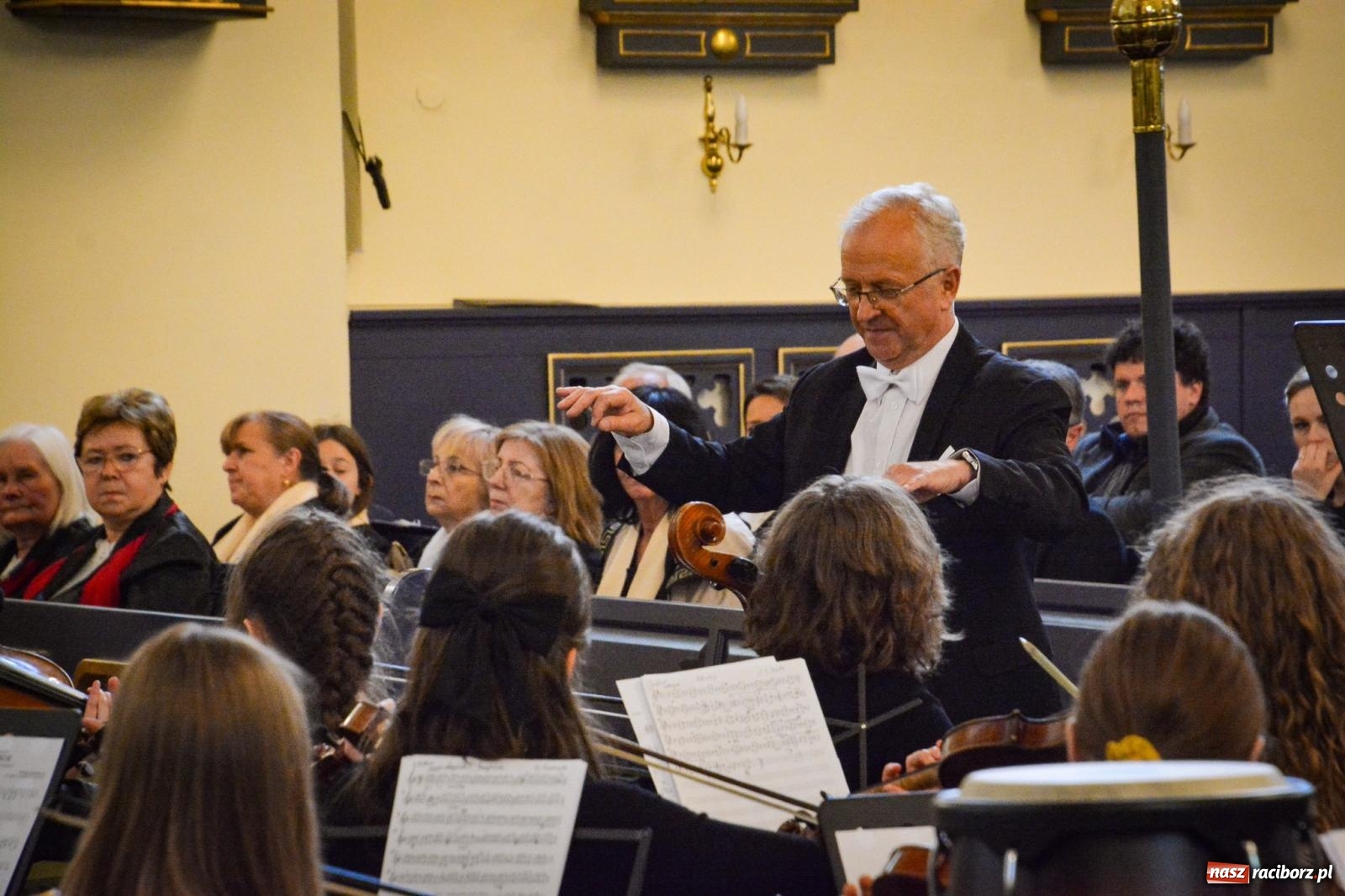 Zdjęcie w galerii na portalu naszraciborz.pl: Muzyczna modlitwa i dialog narodów. Majowy koncert sakralny w Brzeziu [FOTO i WIDEO] wiadomości z regionu