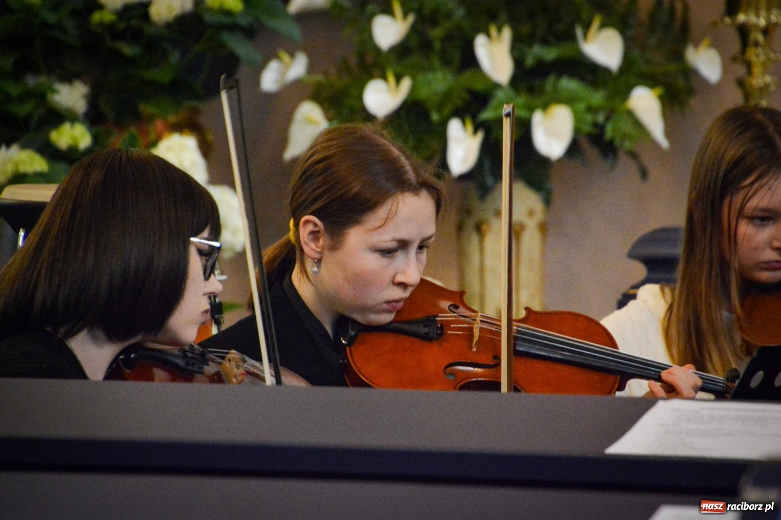 Zdjęcie w galerii na portalu naszraciborz.pl: Muzyczna modlitwa i dialog narodów. Majowy koncert sakralny w Brzeziu [FOTO i WIDEO] wiadomości z regionu