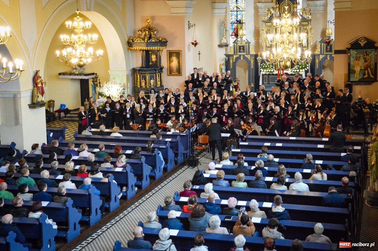 Zdjęcie w galerii na portalu naszraciborz.pl: Muzyczna modlitwa i dialog narodów. Majowy koncert sakralny w Brzeziu [FOTO i WIDEO] wiadomości z regionu