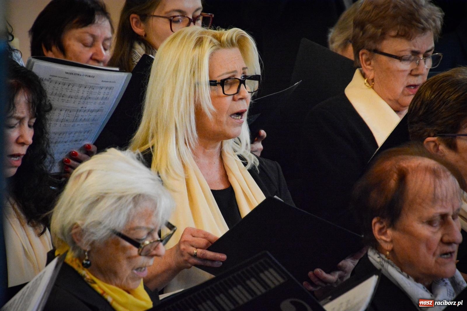 Zdjęcie w galerii na portalu naszraciborz.pl: Muzyczna modlitwa i dialog narodów. Majowy koncert sakralny w Brzeziu [FOTO i WIDEO] wiadomości z regionu