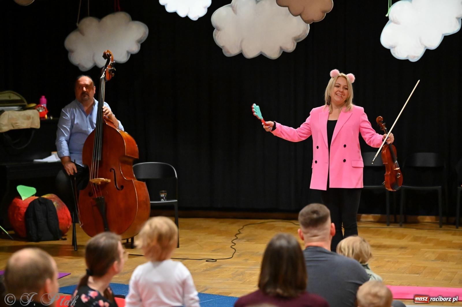 Zdjęcie w galerii na portalu naszraciborz.pl: Maluchy w krainie dźwięku i śpiewające koźlątka – muzyczna przygoda w RCK wiadomości z regionu