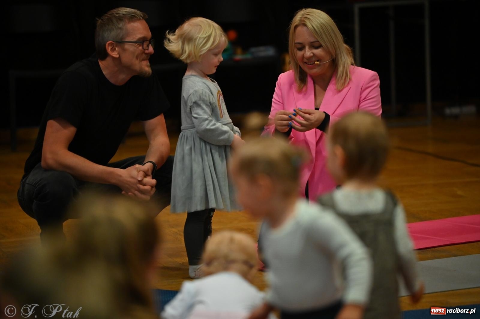 Zdjęcie w galerii na portalu naszraciborz.pl: Maluchy w krainie dźwięku i śpiewające koźlątka – muzyczna przygoda w RCK wiadomości z regionu