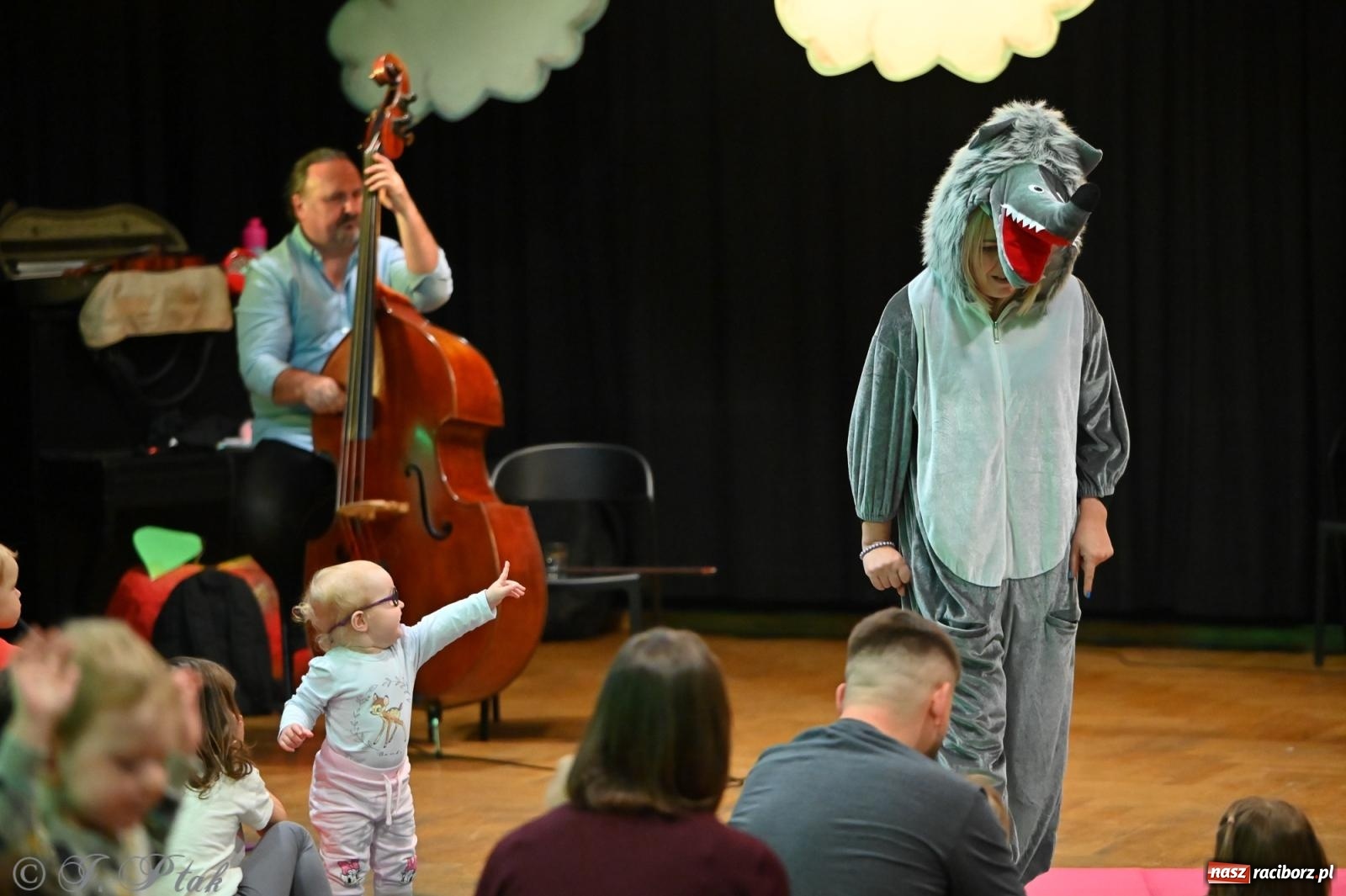 Zdjęcie w galerii na portalu naszraciborz.pl: Maluchy w krainie dźwięku i śpiewające koźlątka – muzyczna przygoda w RCK wiadomości z regionu