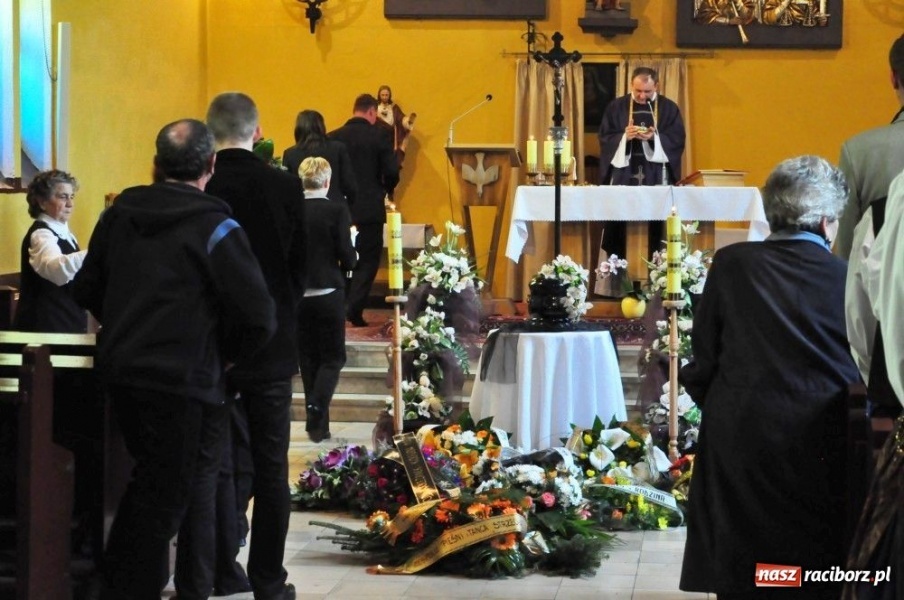 Zdjęcie w galerii na portalu naszraciborz.pl: Racibórz pożegnał Leszka Wykę wiadomości z regionu