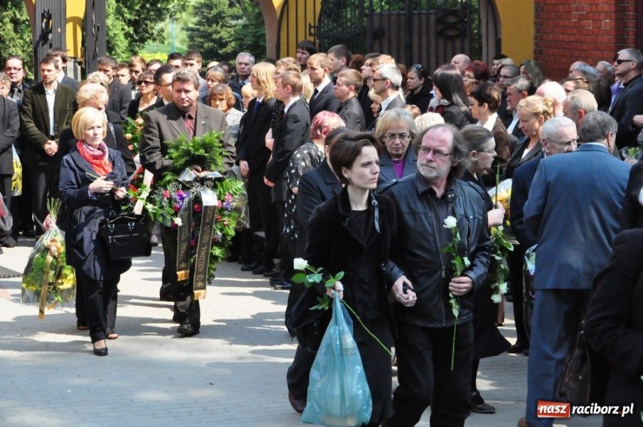 Zdjęcie w galerii na portalu naszraciborz.pl: Racibórz pożegnał Leszka Wykę wiadomości z regionu