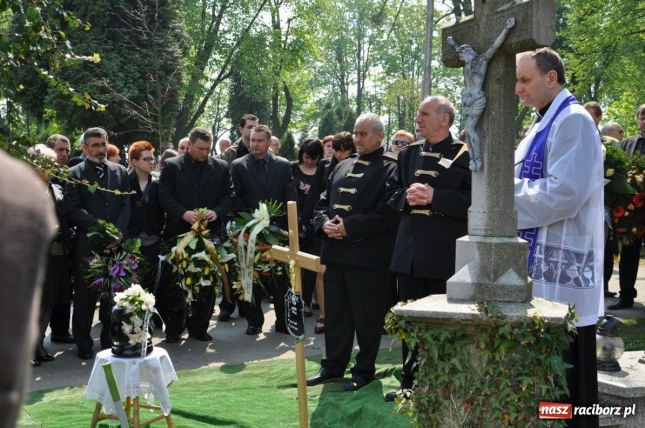 Zdjęcie w galerii na portalu naszraciborz.pl: Racibórz pożegnał Leszka Wykę wiadomości z regionu