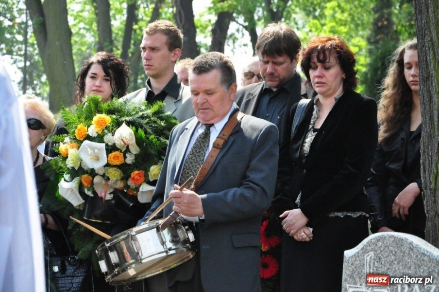 Zdjęcie w galerii na portalu naszraciborz.pl: Racibórz pożegnał Leszka Wykę wiadomości z regionu