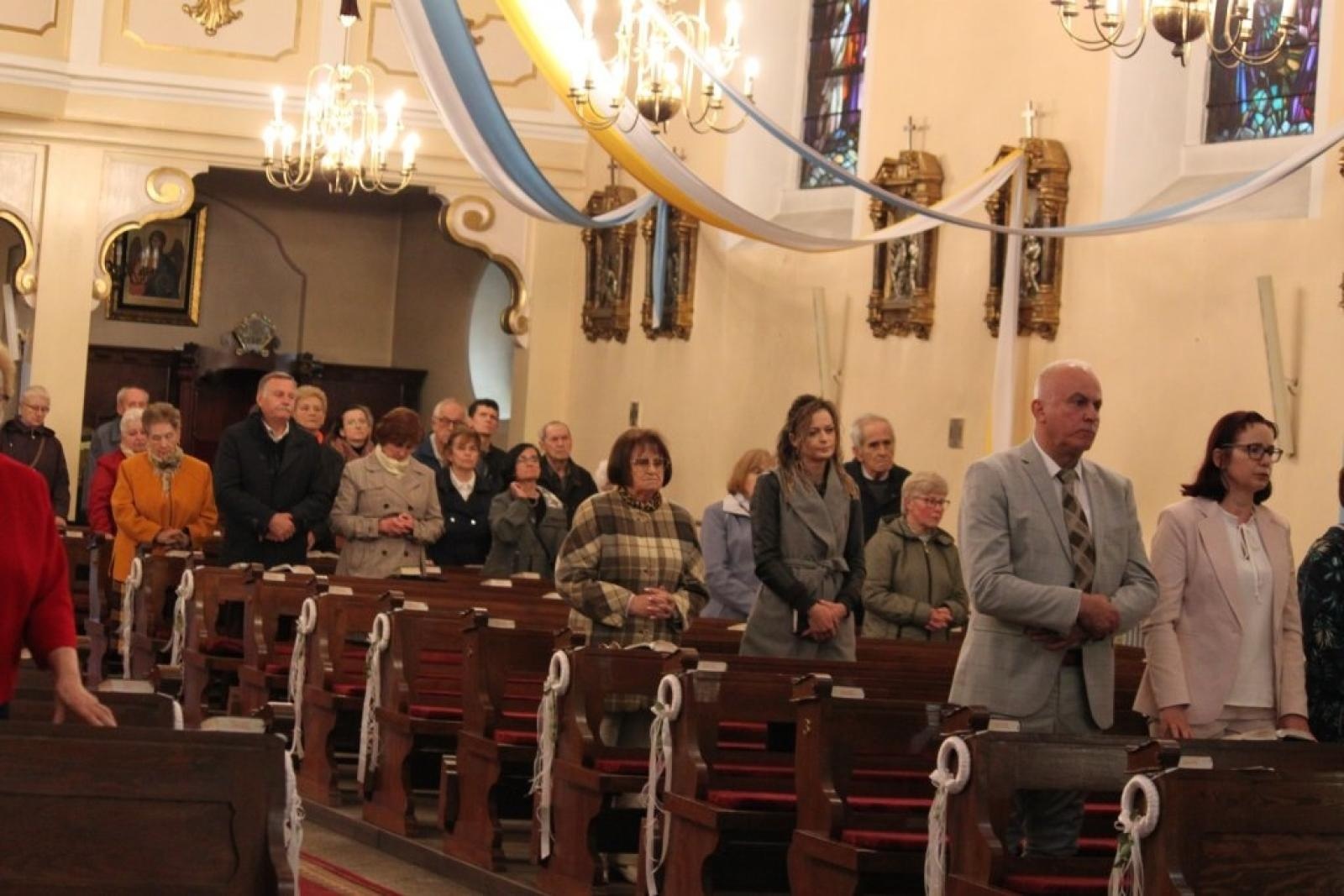 Zdjęcie w galerii na portalu naszraciborz.pl: Uroczyste poświęcenie dzwonu do kaplicy w Nędzy wiadomości z regionu