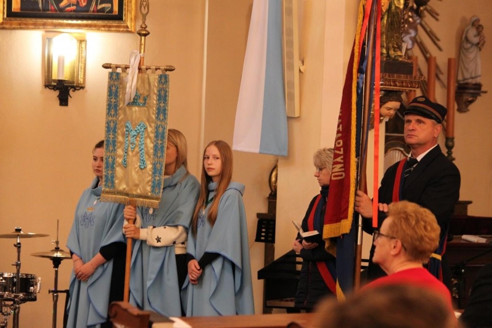 Zdjęcie w galerii na portalu naszraciborz.pl: Uroczyste poświęcenie dzwonu do kaplicy w Nędzy wiadomości z regionu