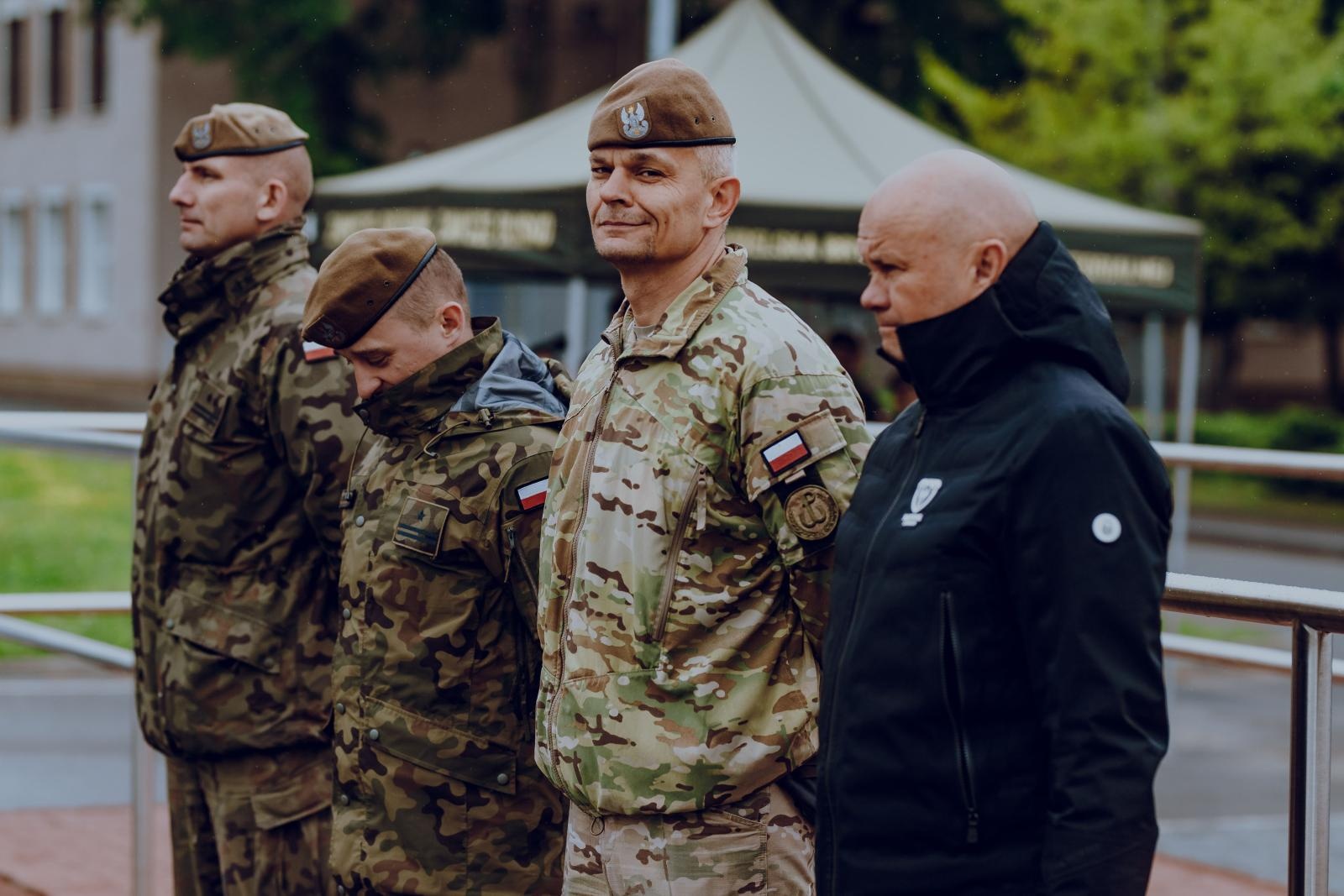 Zdjęcie w galerii na portalu naszraciborz.pl: Kuźnia Raciborska z sukcesami na ogólnopolskim konkursie Wojskowy Kierowca Roku 2025 WOT wiadomości z regionu