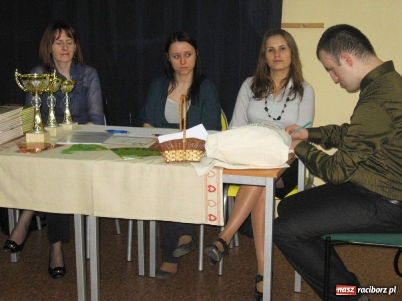 Zdjęcie w galerii na portalu naszraciborz.pl: Teatr, który uczy ekologii wiadomości z regionu