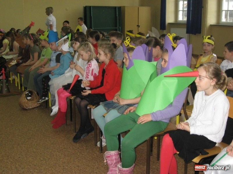 Zdjęcie w galerii na portalu naszraciborz.pl: Teatr, który uczy ekologii wiadomości z regionu