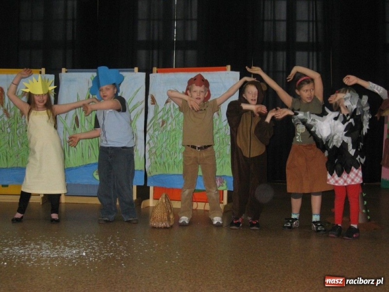 Zdjęcie w galerii na portalu naszraciborz.pl: Teatr, który uczy ekologii wiadomości z regionu