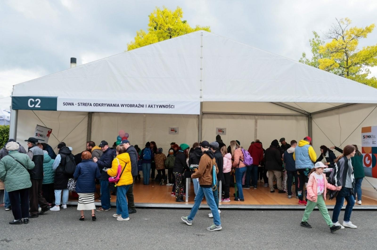 Zdjęcie w galerii na portalu naszraciborz.pl: SOWA z Raciborza na Pikniku Naukowym na PGE Narodowym wiadomości z regionu