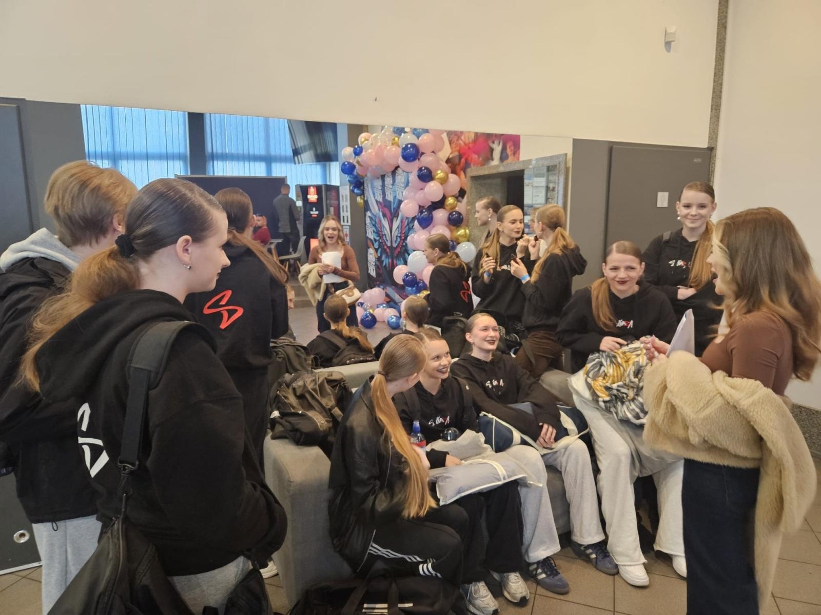 Zdjęcie w galerii na portalu naszraciborz.pl: 23. Wodzisławska Gala Taneczna Mix - Sukces Zespołu Tanecznego SKAZA wiadomości z regionu